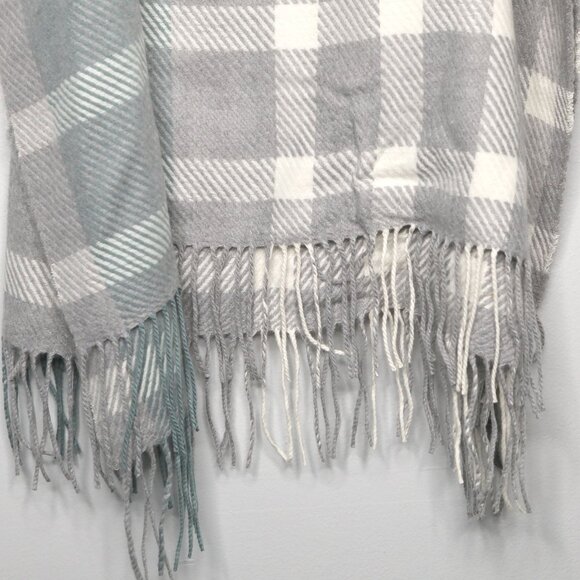 Love & Lore Plaid Oversized Wrap Scarf Shawl Grey White Green Tasseled Office - Picture 8 of 8